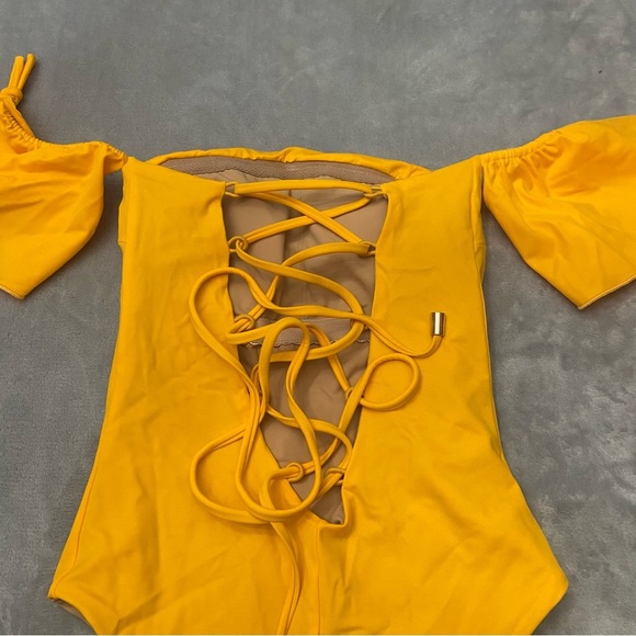 New! OCHIE Olivia off the shoulder lace-up swimsuit nwot 27717 - Picture 6 of 8